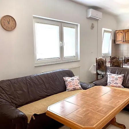 Apartment Big 3 Bedrooms